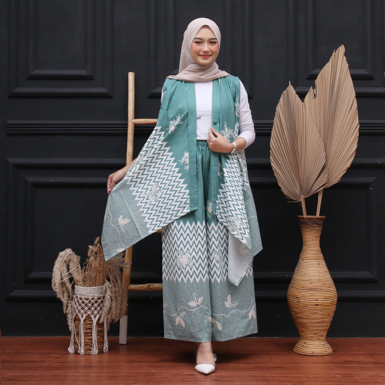 Baju Batik Setelan Outer Yukensi dan Celana Kulot Layer Bahan Katun Grosir Seri