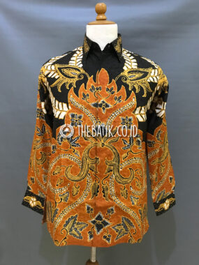 Ready to Wear Hand Drawn Silk Batik Long Sleeve Men Black Orange (size S)