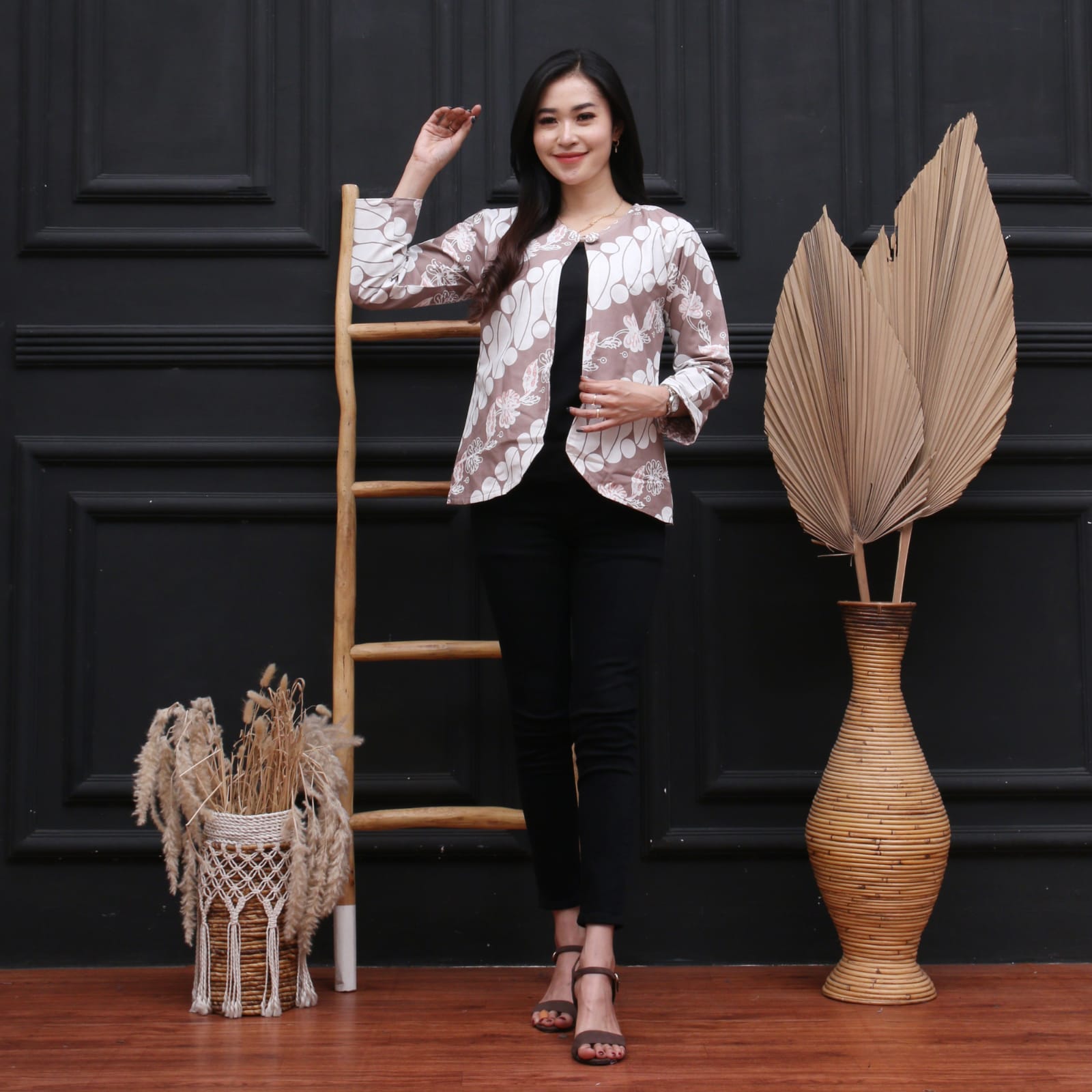Baju Bolero Bolak Balik Motif Batik Modern untuk Kerja Kantor Seragam Seri Warna (isi 5)