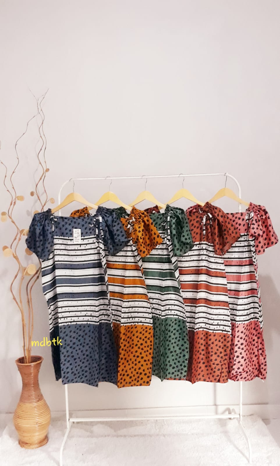 Daster Serut Lengan Pendek Bahan Santung Rayon Adem Grosir Warna Seri (isi 5)