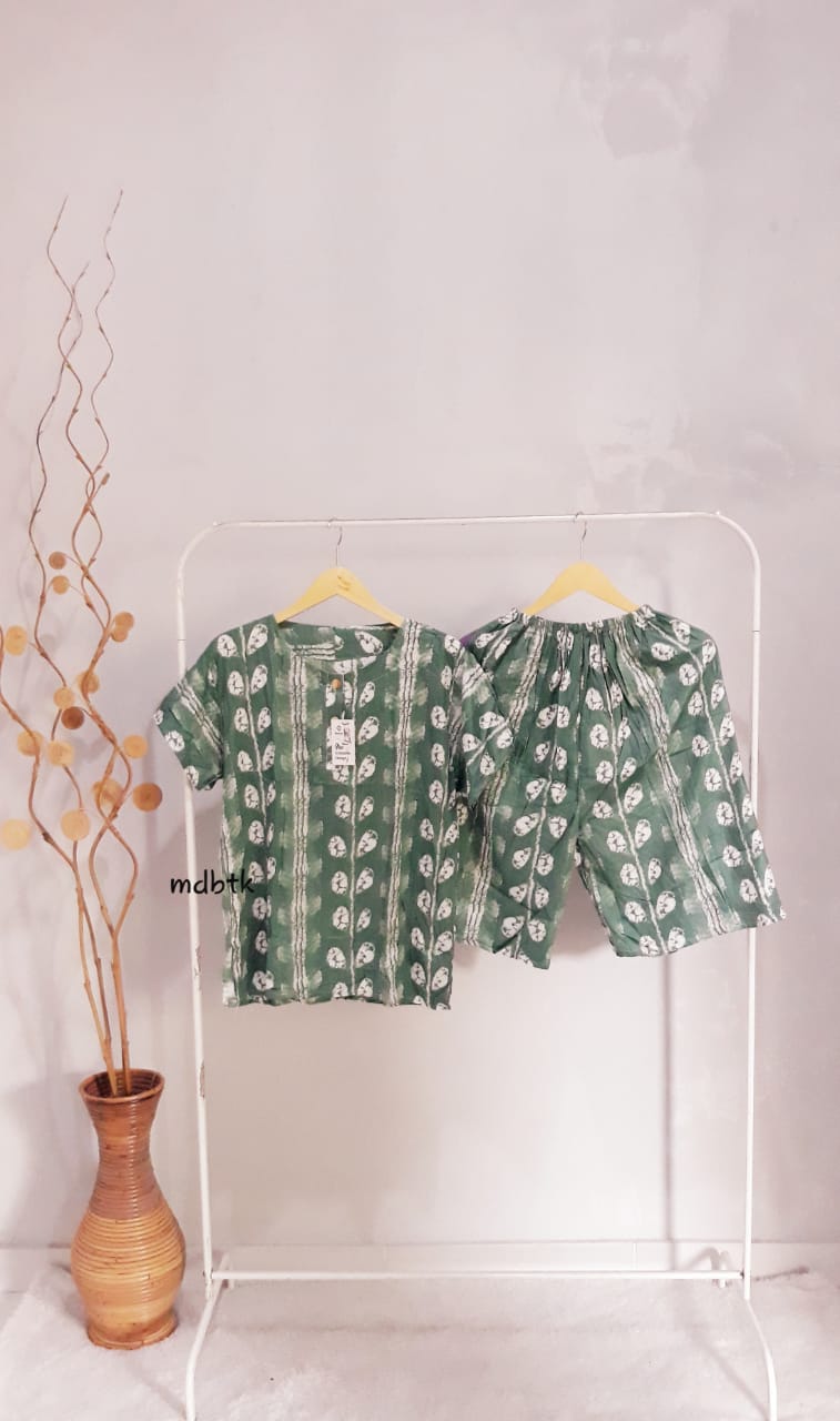 Setelan Batik Celana Pendek Baju Tidur Adem Bahan Rayon Grosir Seri Warna (isi 5)