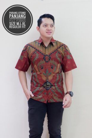 Model Baju Seragam Batik Hem Pendek (Bisa Dibuat Blouse) Motif Burung Klasik Merah Tua