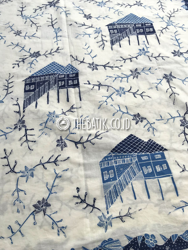 Kain Bahan Baju Batik Tulis Kumpeni Motif Gambar Rumah Adat Panggung Biru Latar Putih