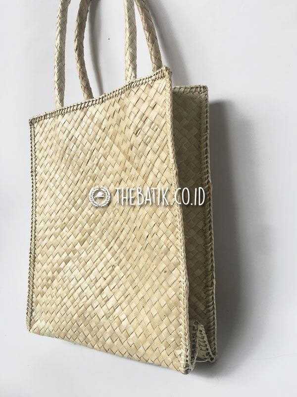 Handwoven Natural Pandan Leaf Tote Bag – Grosir Tas Hampers Anyaman Pandan Kecil