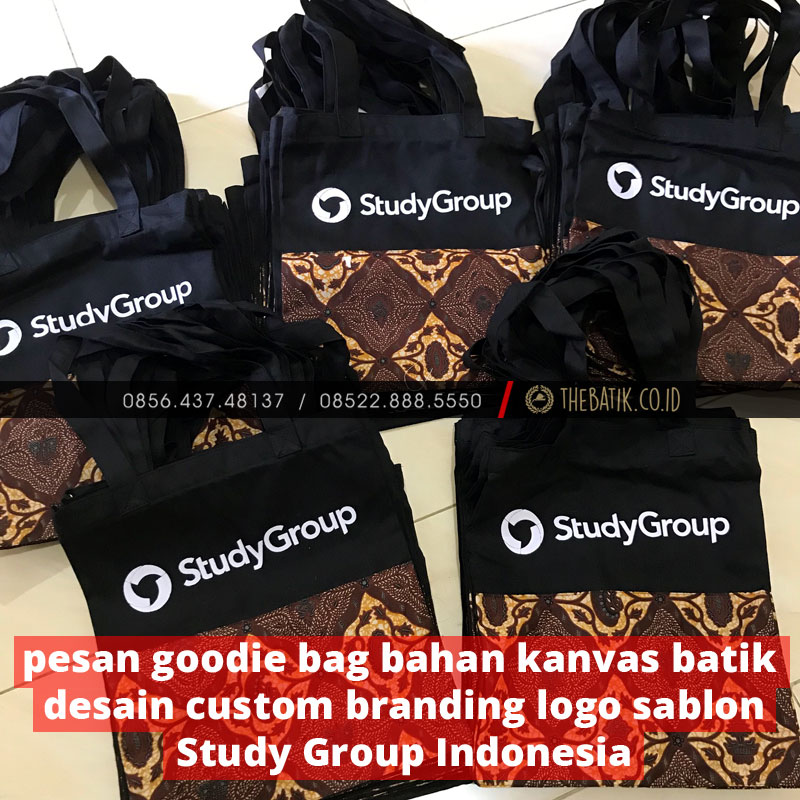 Souvenir Tas Totebag Kanvas Variasi Batik Klasik