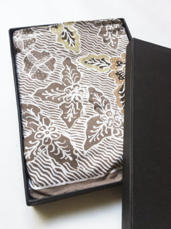 Natural Dye Batik Handwritten Traditional Indonesian Batik Fabric Cotton Brown Cream – Galaran Floral Batik Thin Line