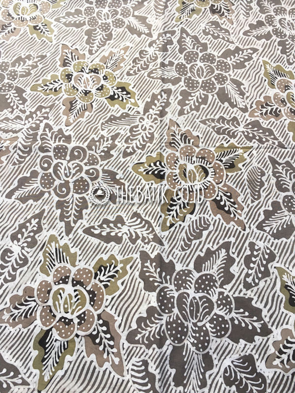 Natural Dye Batik Handwritten Traditional Indonesian Batik Fabric Cotton Brown Cream – Galaran Floral Batik Thick Line