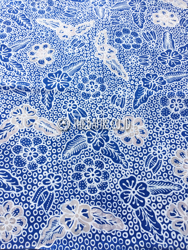 Natural Dye Batik Handwritten Traditional Indonesian Batik Fabric Cotton Indigo Blue – Gringsing Batik Floral Small