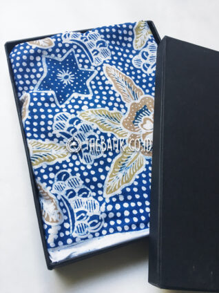Natural Dye Batik Handwritten Traditional Indonesian Batik Fabric Cotton Indigo Blue – Polkadot Floral Batik